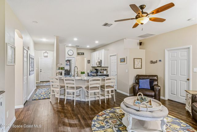 1026 Morgan Circle NE, Palm Bay, FL 32905