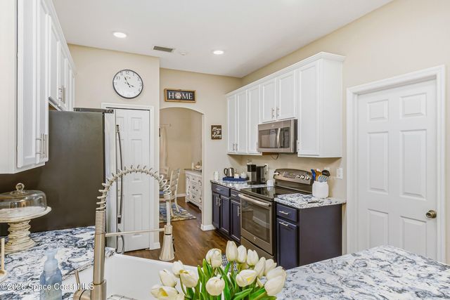 1026 Morgan Circle NE, Palm Bay, FL 32905