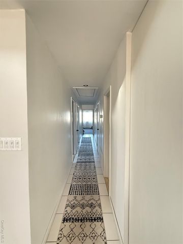 32 Suffolk Road 2, Island Park, NY 11558