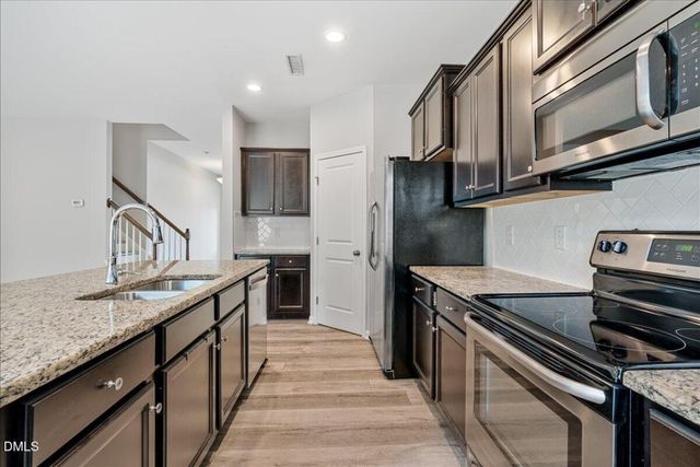 165 Naples Lane, Clayton, NC 27527