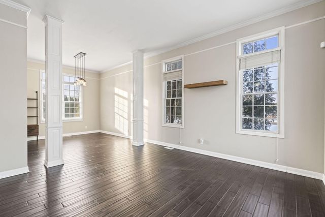 822 E Remington Square, La Porte, IN 46350