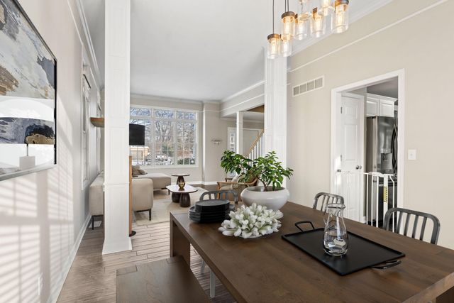 822 E Remington Square, La Porte, IN 46350