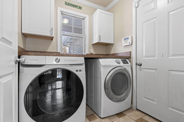 822 E Remington Square, La Porte, IN 46350