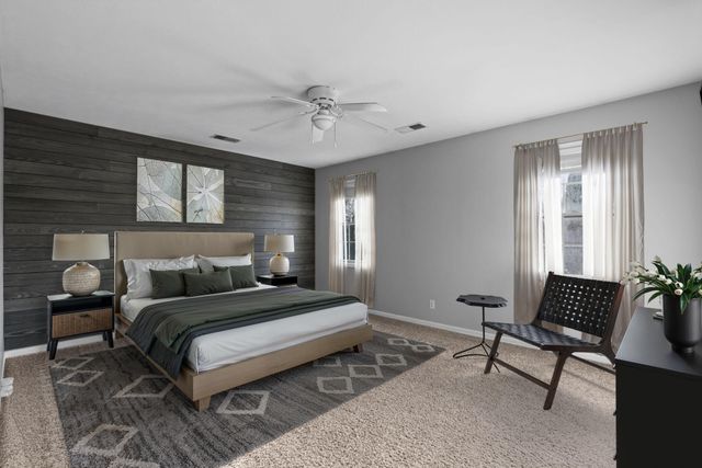 822 E Remington Square, La Porte, IN 46350