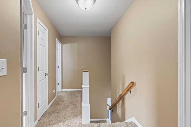 822 E Remington Square, La Porte, IN 46350