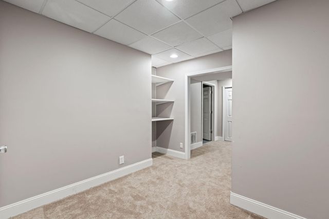 822 E Remington Square, La Porte, IN 46350