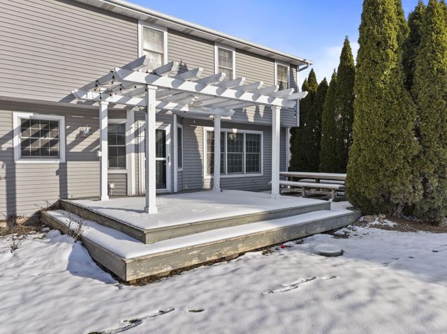 822 E Remington Square, La Porte, IN 46350