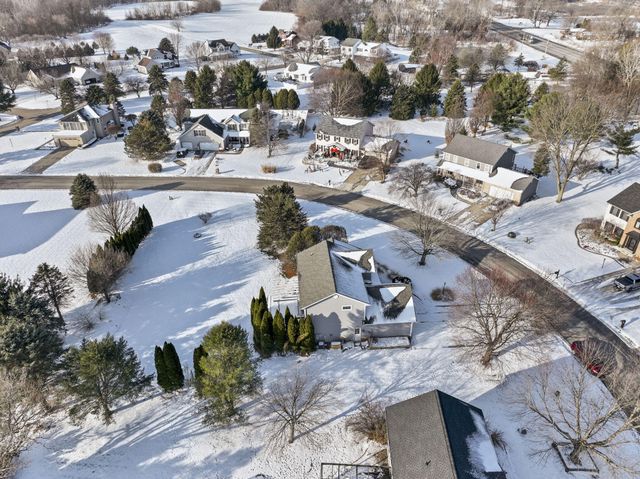 822 E Remington Square, La Porte, IN 46350