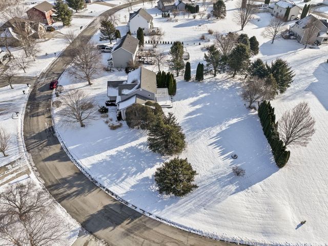 822 E Remington Square, La Porte, IN 46350