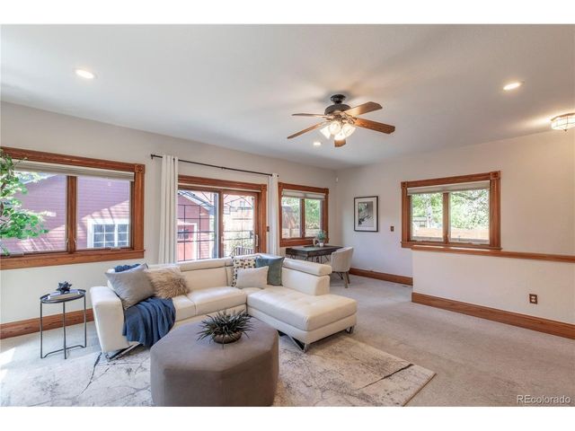 1361 Elizabeth St, Denver, CO 80206