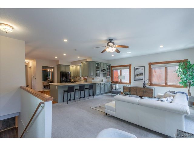 1361 Elizabeth St, Denver, CO 80206