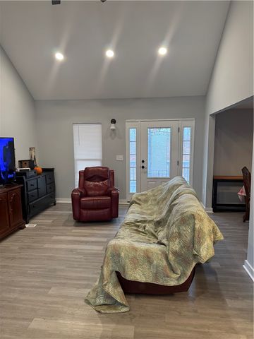 132 rolling hills Road, Six Mile, SC 29682