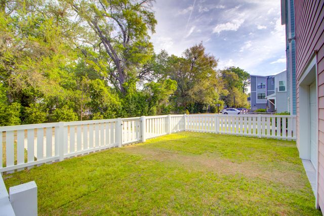 1731 Indy Drive, North Charleston, SC 29405