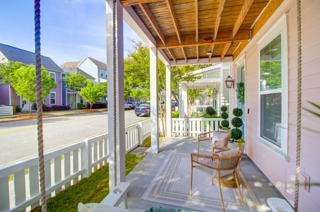 1731 Indy Drive, North Charleston, SC 29405