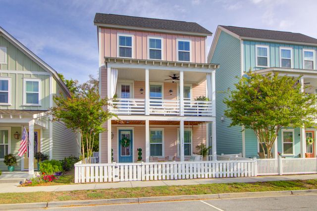 1731 Indy Drive, North Charleston, SC 29405