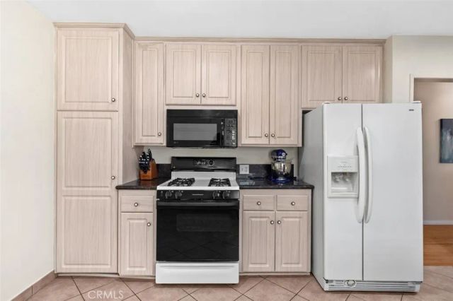 910 E Dalton, Glendora, CA 91741
