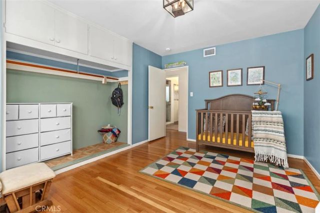 910 E Dalton, Glendora, CA 91741