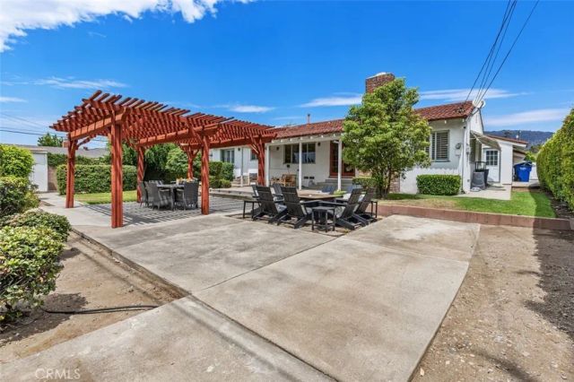 910 E Dalton, Glendora, CA 91741