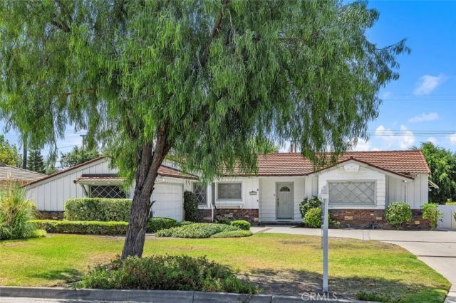 910 E Dalton, Glendora, CA 91741