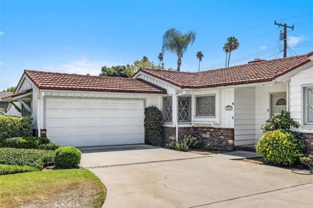 910 E Dalton, Glendora, CA 91741