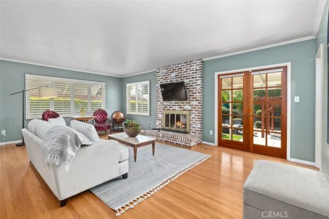 910 E Dalton, Glendora, CA 91741