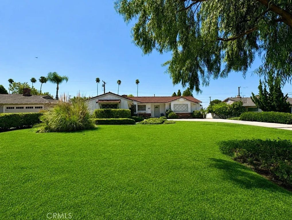 910 E Dalton, Glendora, CA 91741