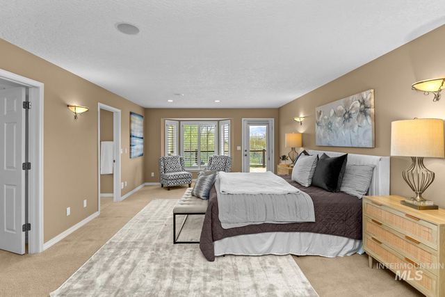 318 E Lake Rim Lane, Boise, ID 83716