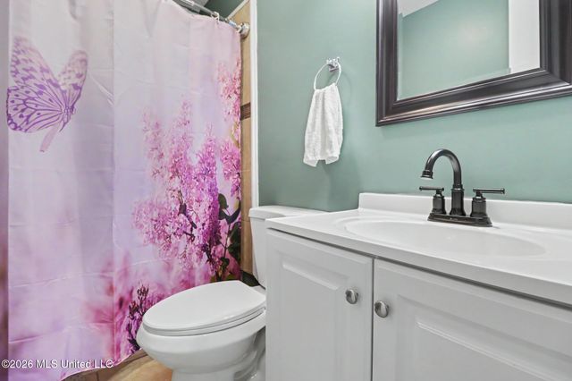 2219 Gregory Boulevard, Gulfport, MS 39507