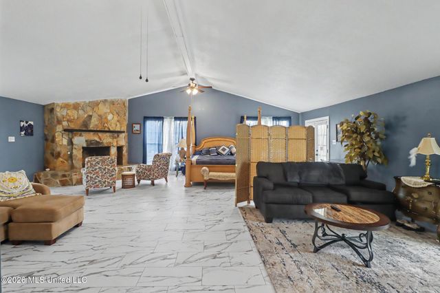 2219 Gregory Boulevard, Gulfport, MS 39507
