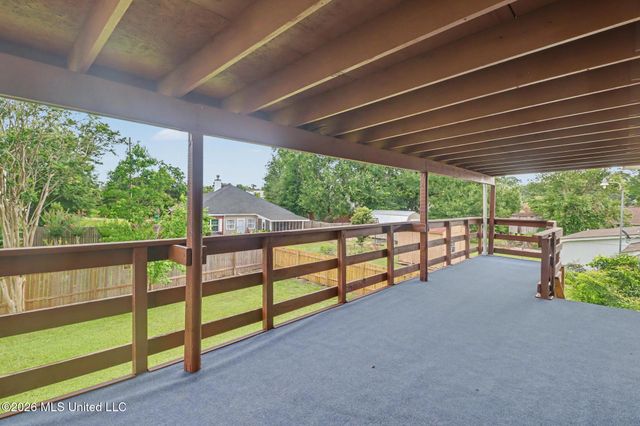 2219 Gregory Boulevard, Gulfport, MS 39507