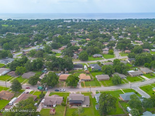 2219 Gregory Boulevard, Gulfport, MS 39507