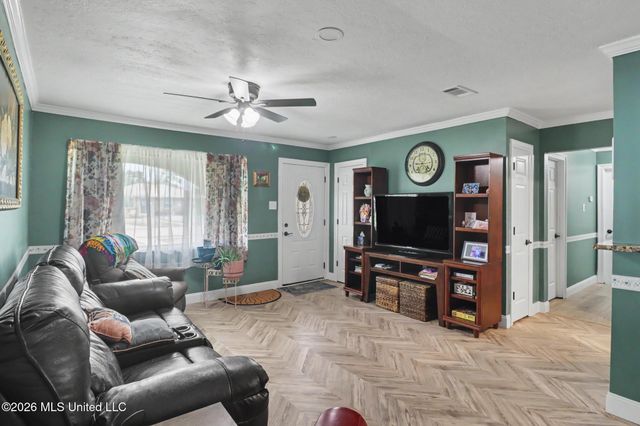 2219 Gregory Boulevard, Gulfport, MS 39507