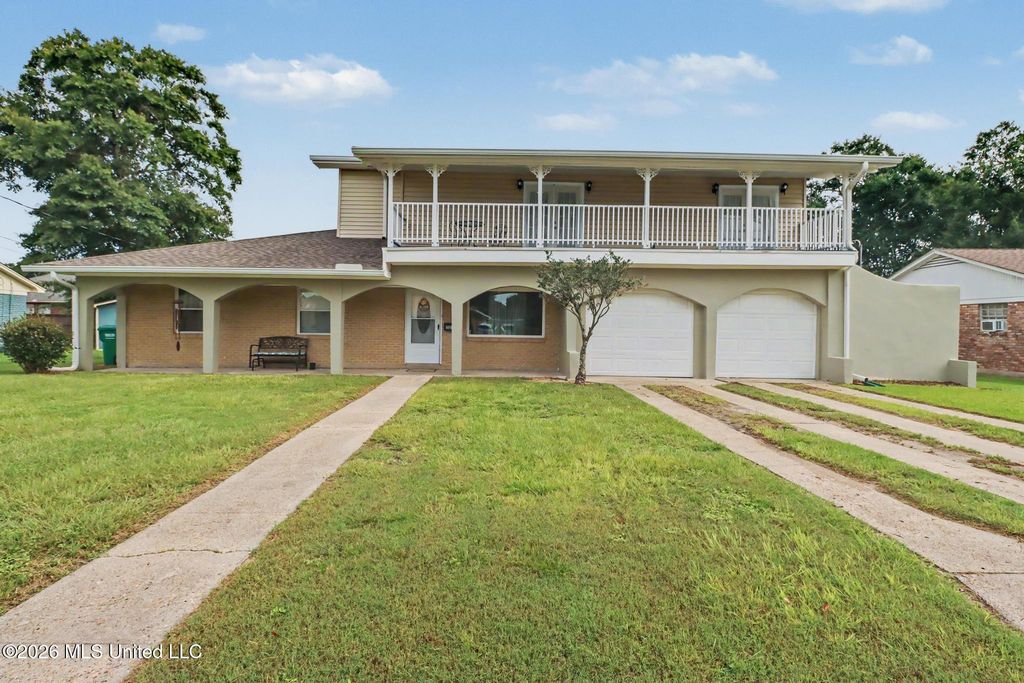 2219 Gregory Boulevard, Gulfport, MS 39507