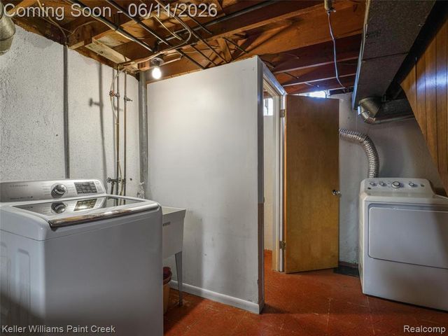 29720 Merrick Avenue, Warren, MI 48092