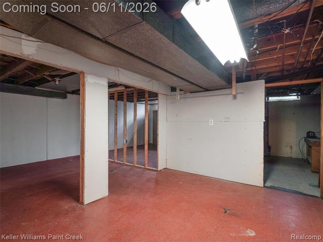 29720 Merrick Avenue, Warren, MI 48092