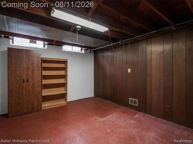 29720 Merrick Avenue, Warren, MI 48092