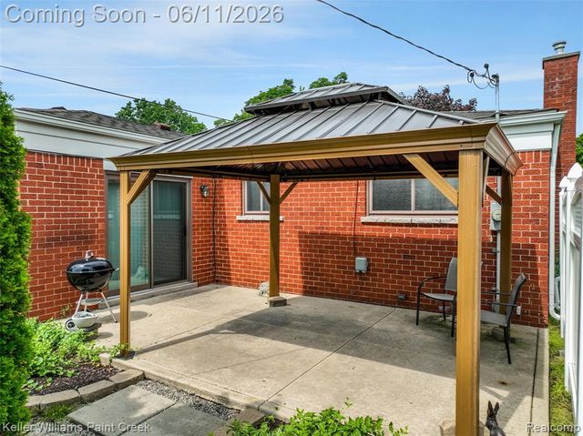 29720 Merrick Avenue, Warren, MI 48092