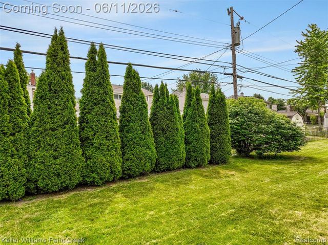 29720 Merrick Avenue, Warren, MI 48092