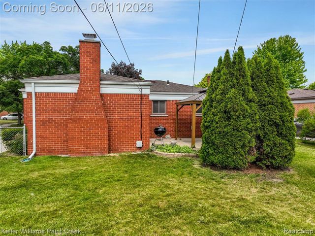 29720 Merrick Avenue, Warren, MI 48092