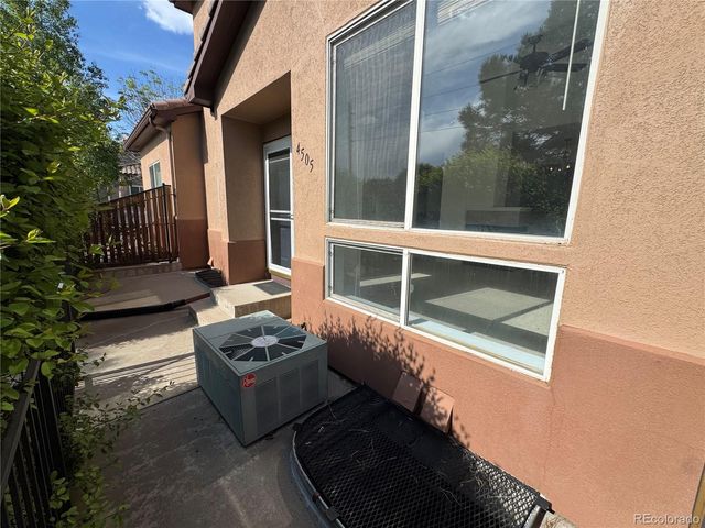 4505 S Auckland Court, Aurora, CO 80015