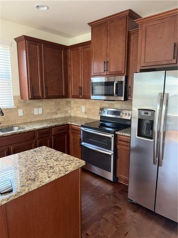 1921 Paxton Ridge Court, Lilburn, GA 30047