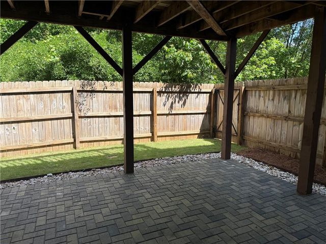 1921 Paxton Ridge Court, Lilburn, GA 30047