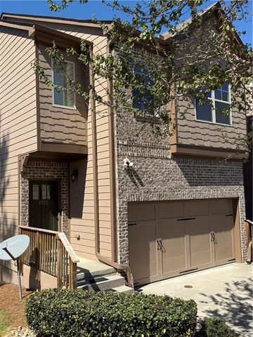 1921 Paxton Ridge Court, Lilburn, GA 30047