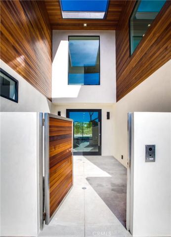 324 Saint Andrews Road, Newport Beach, CA 92663