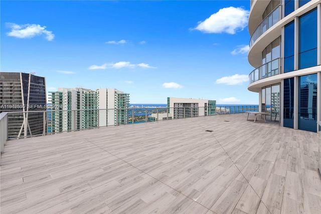 851 NE 1st Ave 5201, Miami, FL 33132