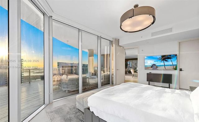 851 NE 1st Ave 5201, Miami, FL 33132