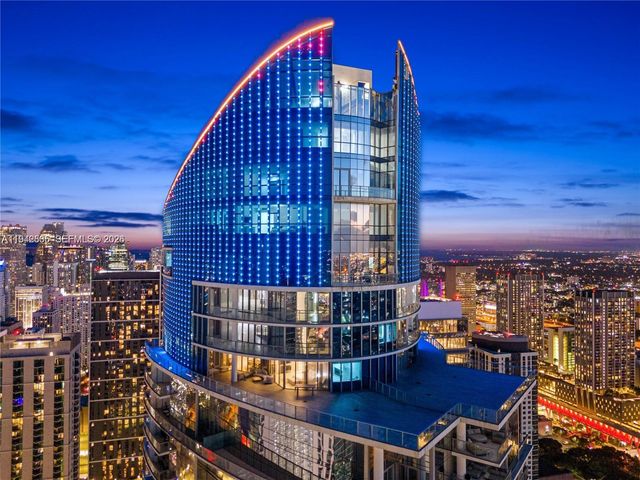 851 NE 1st Ave 5201, Miami, FL 33132