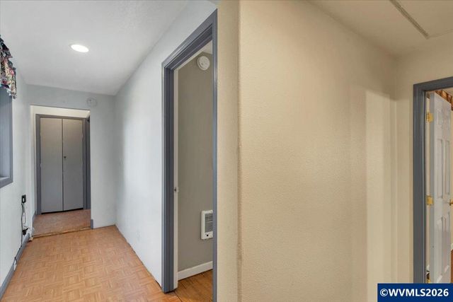 38159 Weirich Dr, Lebanon, OR 97355