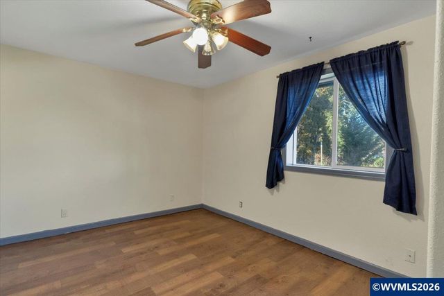 38159 Weirich Dr, Lebanon, OR 97355