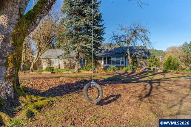 38159 Weirich Dr, Lebanon, OR 97355